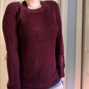 maroon sweater